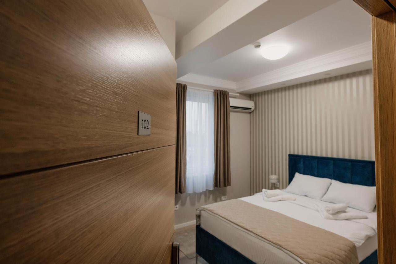 Hotel Beli Dvor Cacak Exterior photo