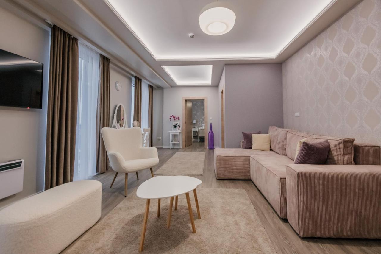 Hotel Beli Dvor Cacak Exterior photo